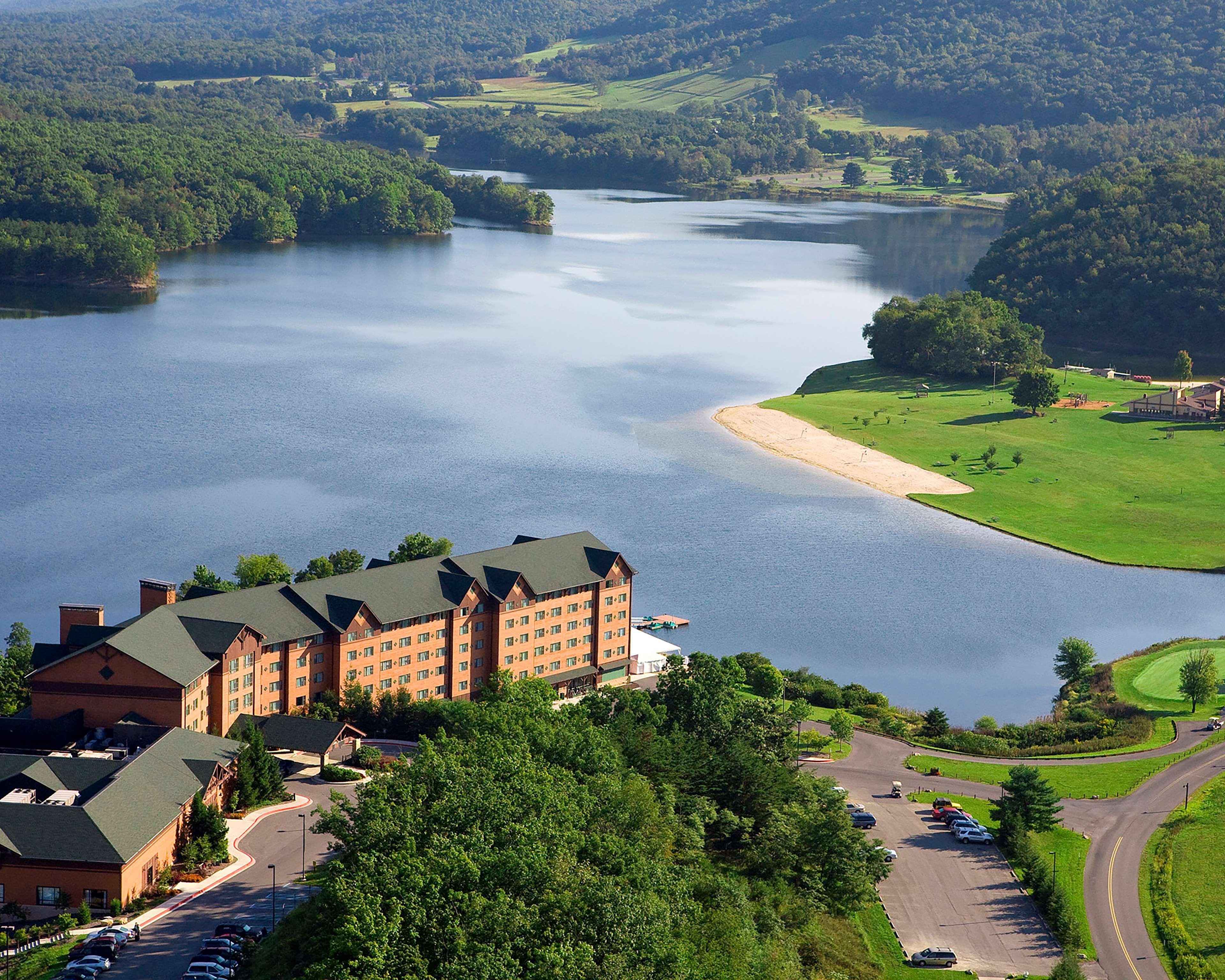 Rocky Gap Casino Resort Flintstone Eksteriør billede